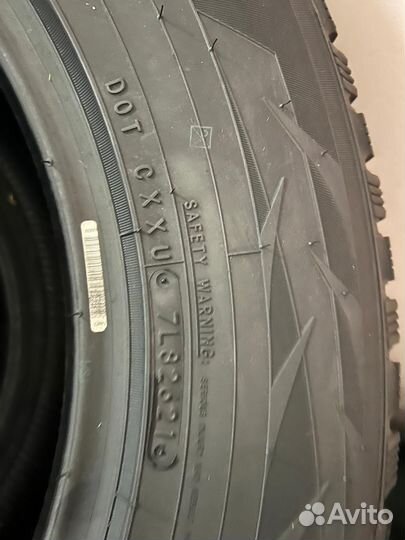 Toyo Observe G3-Ice 285/60 R18