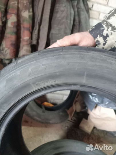 Nitto NT420S 255/55 R18 и 255/55 R18