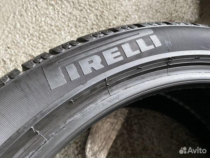 Pirelli Winter Sottozero 240 Serie II 285/35 R20 104V