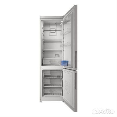 Холодильник Indesit ITR 5200 W белый