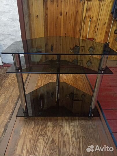 Стеклянная тумба