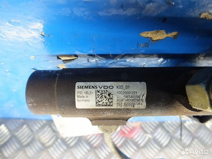 Рейка топливная (рампа) Renault Megane II (2002–20