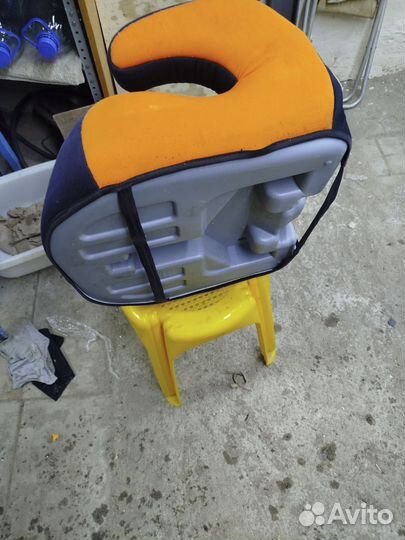 Автокресло бустер без спинки