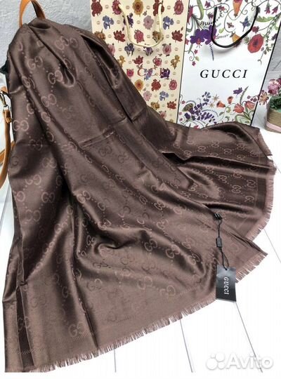 Палантин Gucci новый в наличии