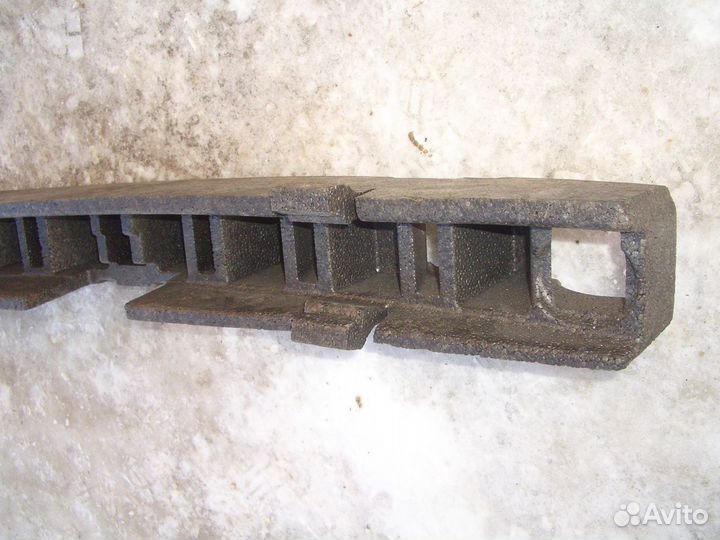 Абсорбер переднего бампера Шкода Рапид с15-20г