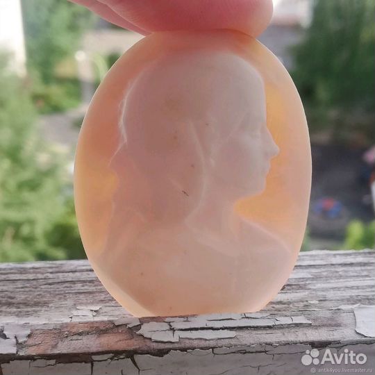 Антикварная камея кабошон на раковине без оправы