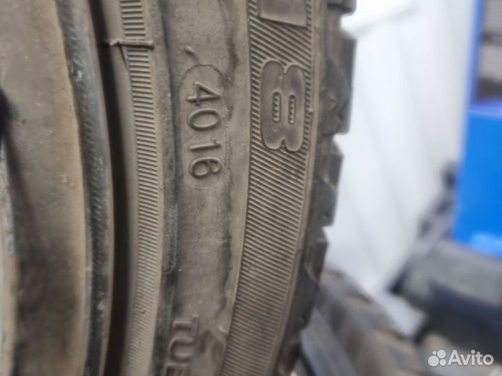 Goodride SW 618 215/45 R17