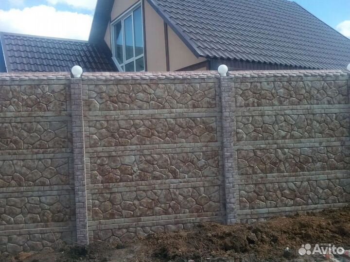 Забор бетонный