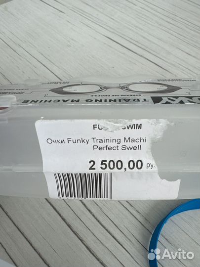 Очки для плавания