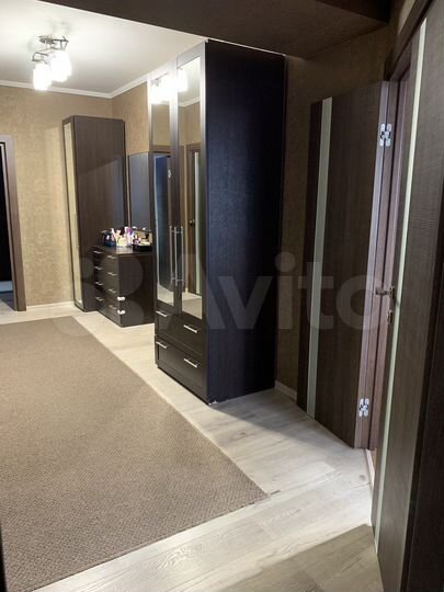 3-к. квартира, 97 м², 12/14 эт.