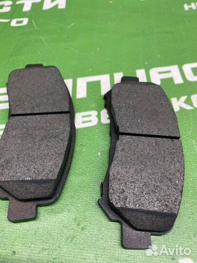 Передние тормозные колодки Nissan X-Trail T31 2008