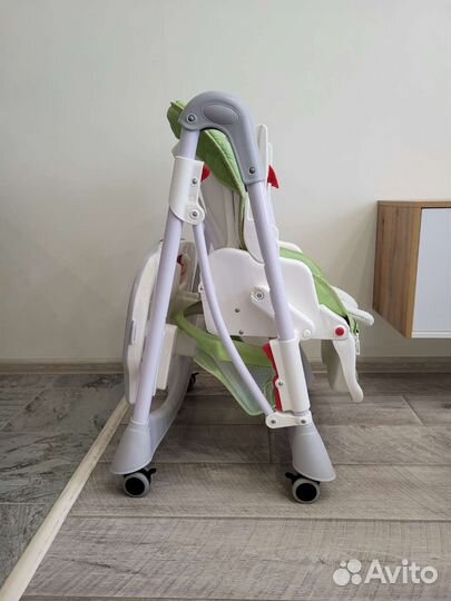 Детский стульчик для кормления - раскладушка