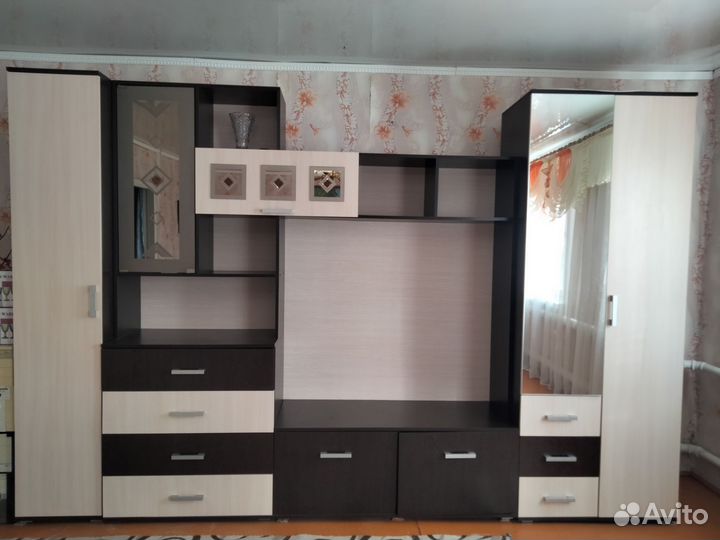 Стенка в гостиную со шкафом