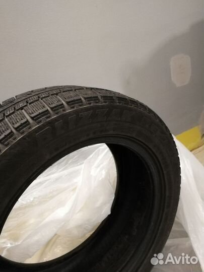 Bridgestone Blizzak Revo GZ 205/55 R16 91S