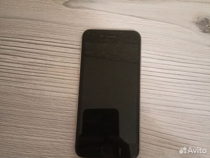 iPhone 6S, 16 ГБ