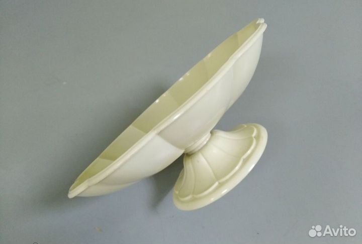 Ваза СССР хлебница фруктовница. Карболит