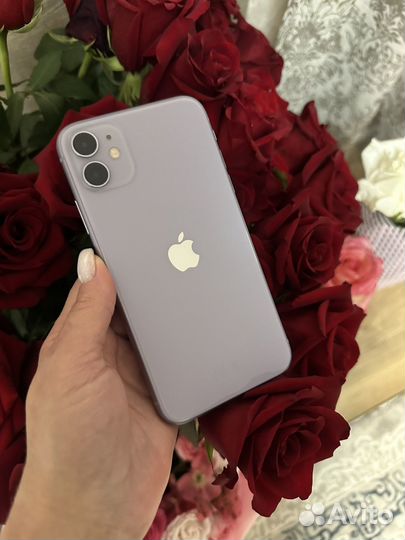 iPhone 11, 64 ГБ