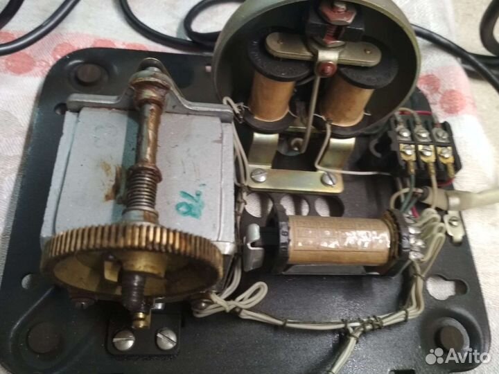 Старый телефон СССР