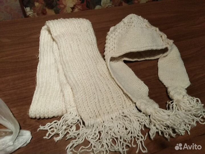 Вязаный комплект шапка и шарф новый