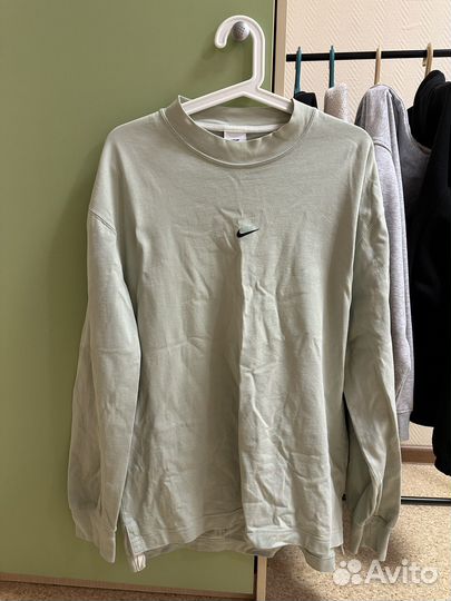 Лонгслив nike