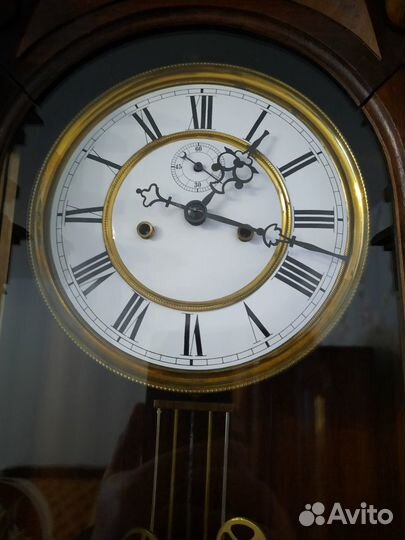 Антикварные часы