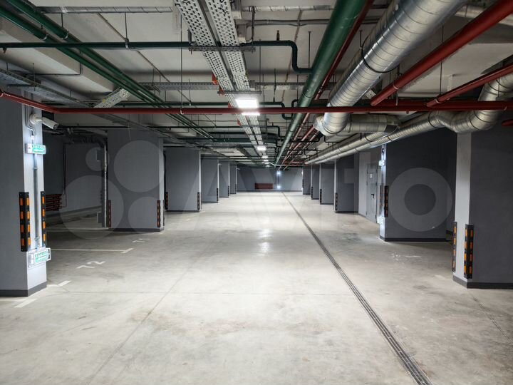 Машиноместо, 14 м²