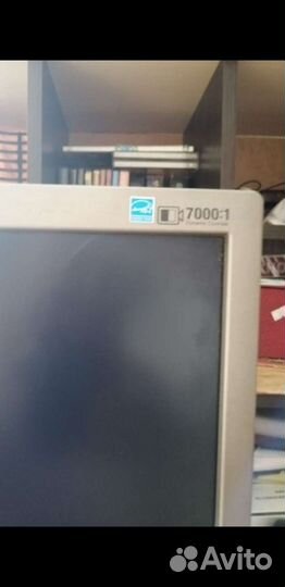 Монитор Samsung