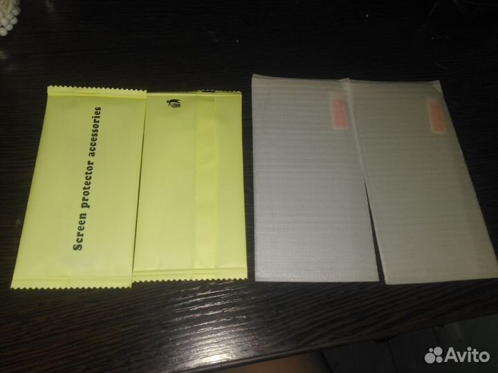 Защитные стекла iPhone