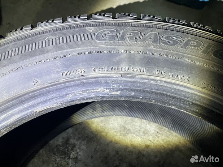 Dunlop Graspic DS3 225/55 R18 98Q