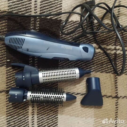 Фен-щетка Bosch PHA 2000 Beautixx Curly