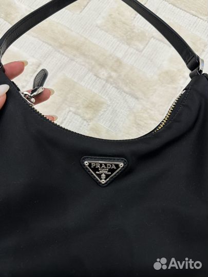 Сумка Prada Re-edition оригинал