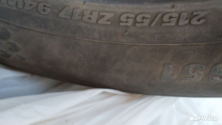 Kumho Ecsta HS51 215/55 R17