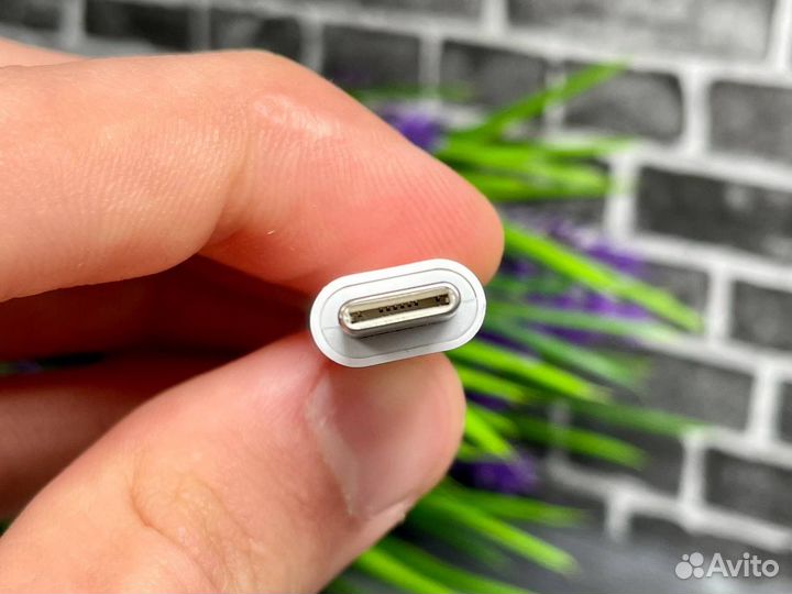 Беспроводная зарядка MagSafe 15W для iPhone