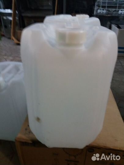 Канистры 20 литров