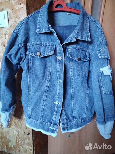 Джинсовая куртка женская