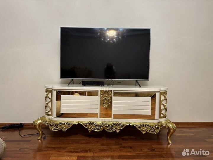 Тумба под телевизор