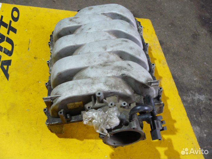 Коллектор впускной 4,2л BAR для audi Q7