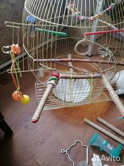 Большая клетка для попугая
