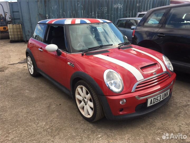 Разбор на запчасти Mini Cooper (R50 / 53)