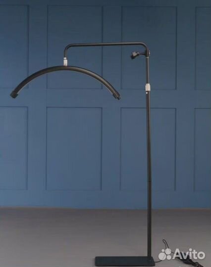 Лампа бестеневая