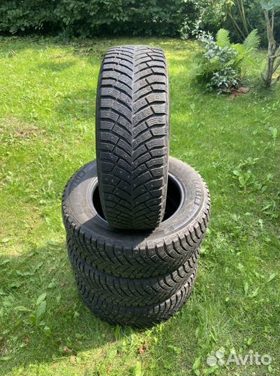 Michelin X-Ice North 4 205/65 R16