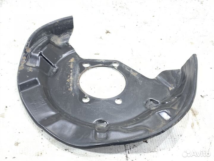 Кожух тормозного диска задний правый Nissan Qashqa