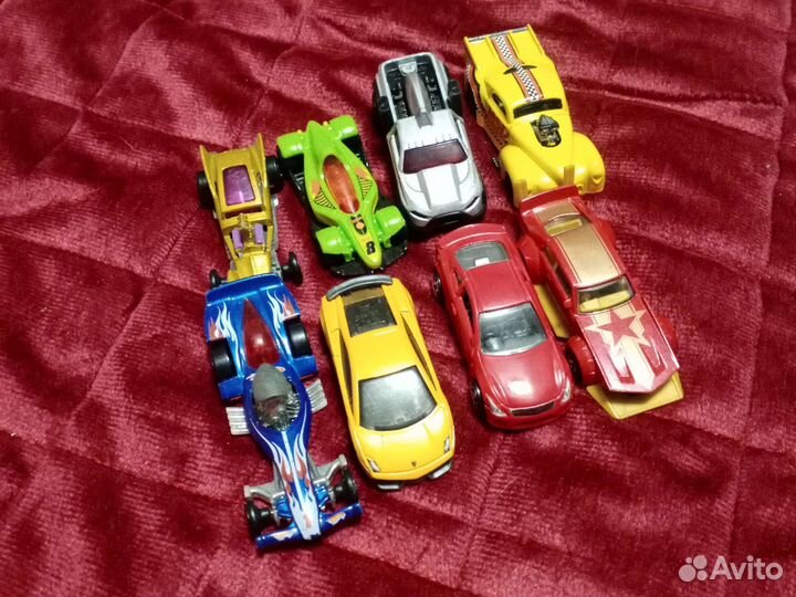 Hot wheels машинки