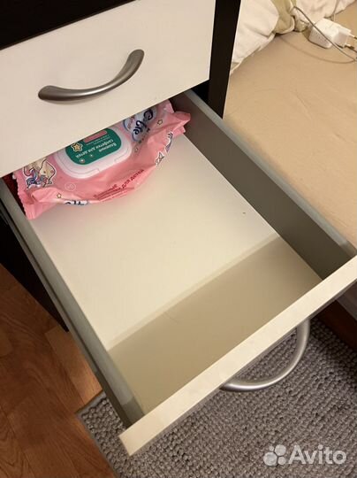 Тумба прикроватная