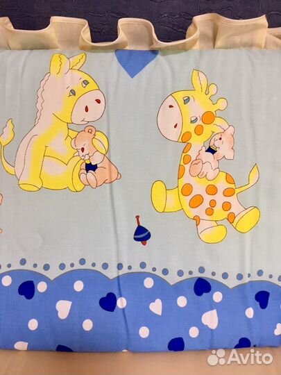 Новый Комплект с бортиками в кроватку