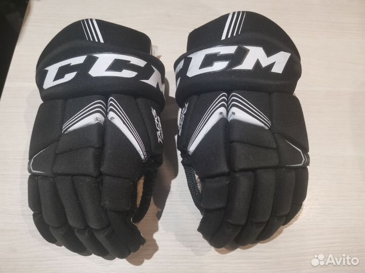 Краги хоккейные