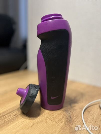 Спортивная бутылка для воды Nike