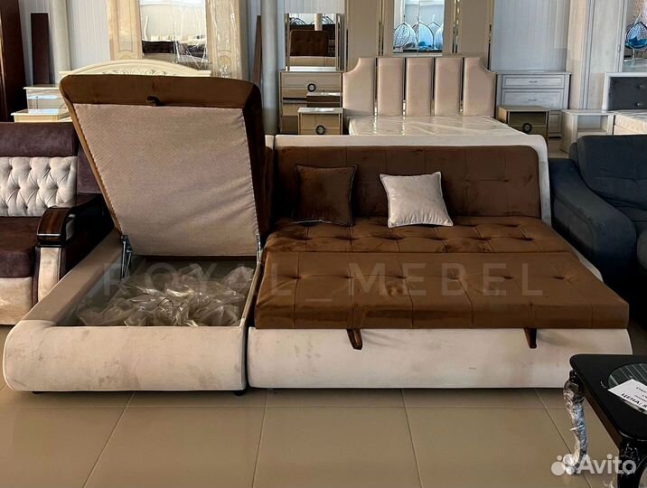 Угловой диван в гостиную