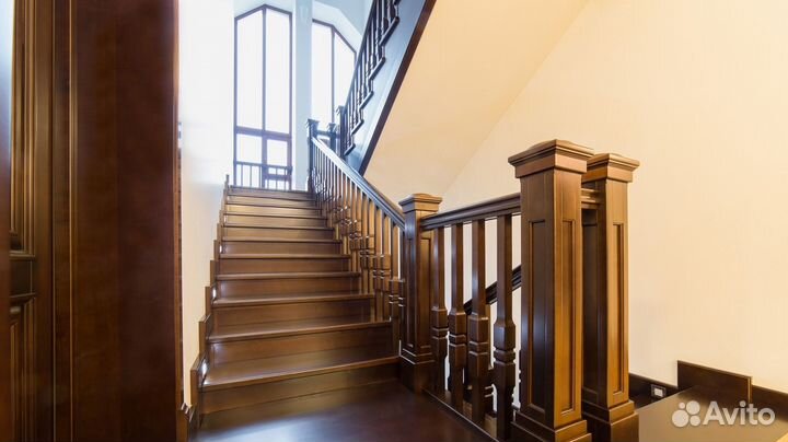 Ступени для лестниц и другие комплектующие К