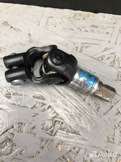 Карданчик рулевой Audi A5 8T cdnc 2011